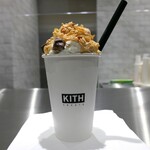 KITH TREATS - ミルクシェイク ザ・エイティー