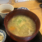 若狭 醤油かつ丼と豚汁 厳選味覚 うまもんや - 