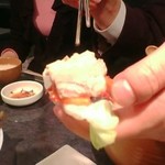 赤坂韓国料理・焼肉 兄夫食堂 - こんなふうに、豚と一緒に。