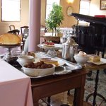 フランス料理グルメ - 店内の雰囲気（ちょっと老朽化が目立つ）