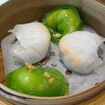 チャイナ - 伊勢海老入り蒸し餃子とフカヒレ入り蒸し餃子だと思います