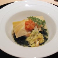 札幌 なだ万雅殿 - 卯月特別懐石「花」　煮物　見るからに春らしい一品