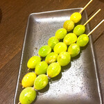 三酉屋 - ぎんなん串200円別