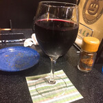 三酉屋 - グラスワイン赤450円別