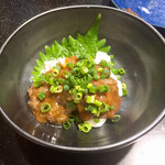 三酉屋 - クリームチーズ酒盗がけ500円別