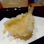 天ぷら たけうち - 香川の鱚、このふんわり感最高です