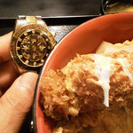 亀鶴庵 - 男性用一般サイズ（４０mm）の時計と太さ比較