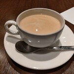 Cafe Miyama - ロイヤルミルクティー・ホット