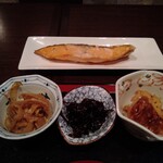 Kaasan No Daidokoro - 魚（鮭）の定食