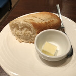 フレンチレストラン ホンダ - パンとバター