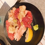 焼肉・ホルモン料理とらじ亭 - 