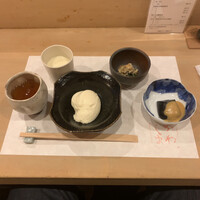 日本料理 川島 - ほうじ茶、豆乳、おから炒り、黒ごま豆腐、ざる豆腐