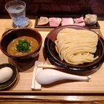 中華蕎麦 とみ田 - つけめん 大 & 特選全部乗せ & 比内地鶏 半熟味玉 & 塩とスダチ