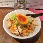 らーめん 鶏喰 - 味玉乗せ