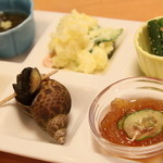 よこちょう - 突き出し八寸