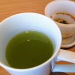 はちごはん - お湯を足してもらって2杯目も美味しい玄米茶
