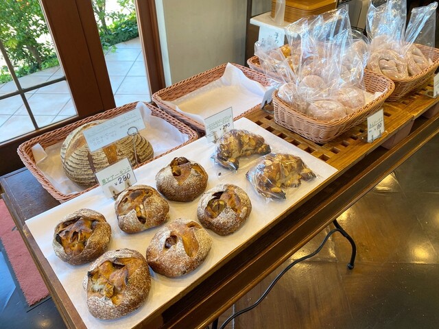 ル フルラージュ Boulangerie Le Fleurage 本厚木 パン 食べログ