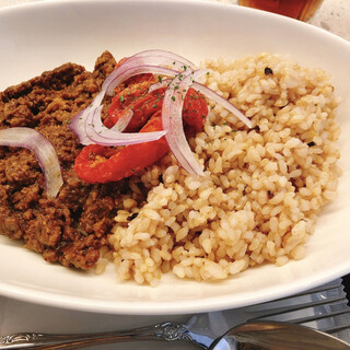 STAND by bookandbedtokyo_1