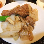 黄鶴 - 牛肉と野菜の炒めもの　【　２０１２年７月　】