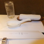 黄鶴 - テーブルの上　【　２０１２年７月　】