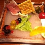 ボラボラ - オードブル4種盛り \880