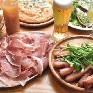 Party Plan 生ハム食べ放題 飲み放題付き4 000円コース バルマルシェコダマ 恵比寿店 恵比寿 洋食 欧風料理 その他 食べログ