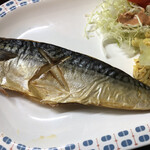 居喰処 光 - 2020/11/05
      本日の日替り サバの塩焼き定食 500円