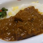 ゴロッとビーフの塊も食べ応えあり