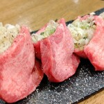 Yakiniku Tombi - 