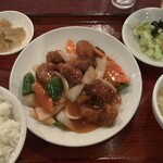 荻窪飯店 - 酢豚拡大