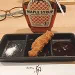 とんかつ 都 - かしらカツとメープルシロップ