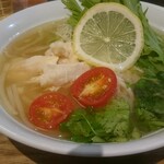 タニタカフェ - 蒸し鶏のフォー(960円)