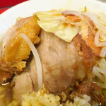 ラーメン二郎 - 豚