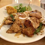 ハチドリ食堂 - 生姜焼き、ウマイよ