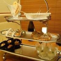 DINING 六区 - 前菜ワゴン盛