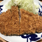 とんかつ 寿々木 - こんがりきつね色のロースかつ！