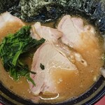 豚骨醤油ラーメン 王道家 柏店 - 