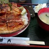 助六 - ミックス豚丼(￥1000)。
バラ肉とロースどちらも楽しみたい方に丁度良いメニューです。