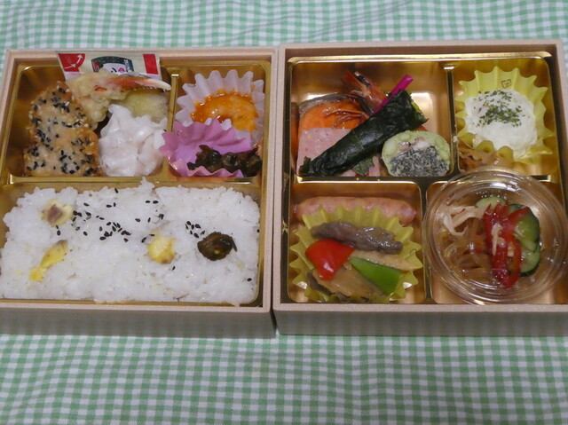 四季の料理梅田 - 小鶴新田（弁当）の写真