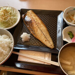 ごはん家 愛菜 - 特大塩さば定食