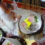 Akitaya 草庵 - 鯛の姿盛