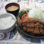 とんかつ くにか - ランチ、これはお徳だ！