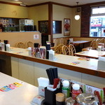 すき家 - 冷房が効き過ぎで、寒い店内