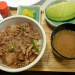 コルシカ - スタミナ丼