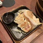 いか鮮本家 - 博多一口餃子(8個) 580円+税