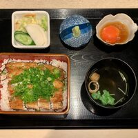 うなぎ 目白ぞろ芽 - ねぎ白焼き重 ¥4,150 ＋ 黄身醤油 ¥150