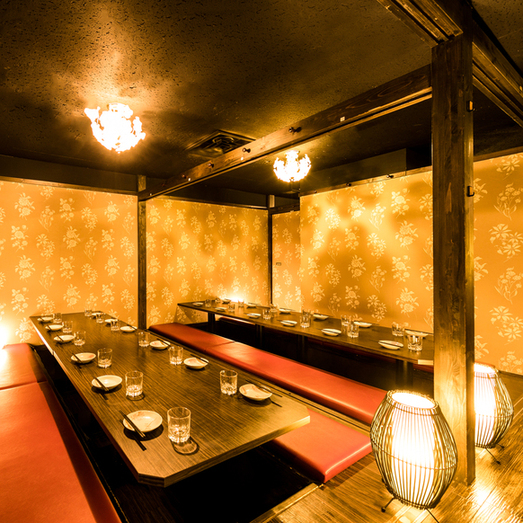 座席 全席完全個室串焼き 肉寿司食べ放題肉バル 肉ざんまい 新橋sl広場駅前店 新橋 居酒屋 食べログ