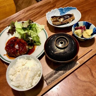 骨董茶屋 福行燈_2