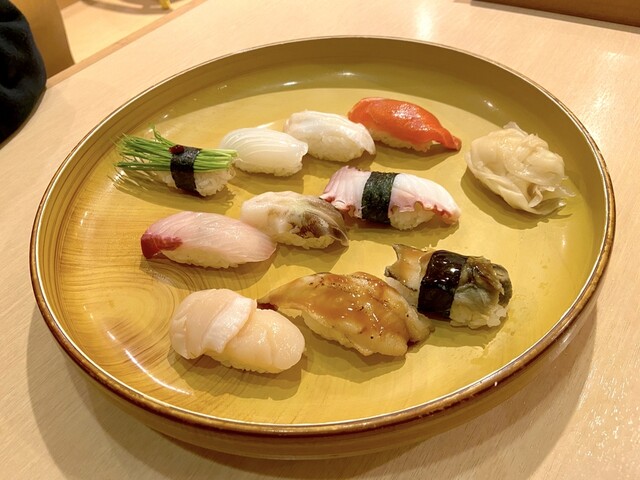 江戸前 びっくり寿司 永福町店の料理の写真
