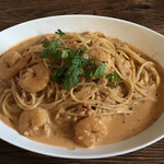 フリッツァ - パスタランチ〜海老のラグートマトソース〜(サラダ・ドリンク・ドルチェ付き）¥1623 税込み